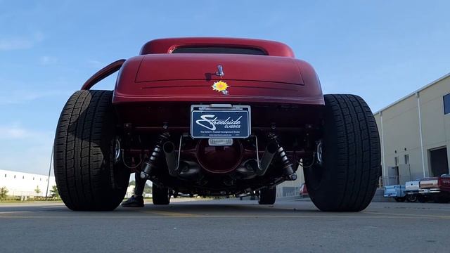 1933 Ford Coupe смотреть онлайн