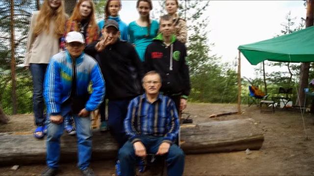 2014 07 03 поход Ветразь, фоткаемся всей группой на память смотреть онлайн