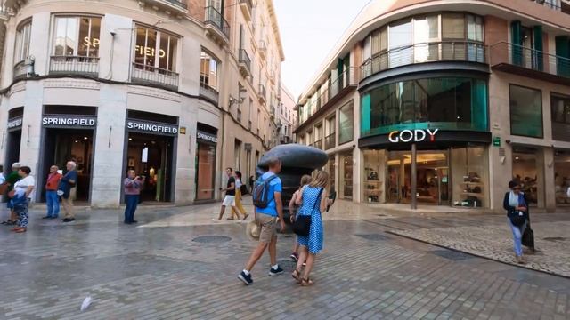 Historic Downtown Málaga and Surroundings: A Relaxing 4K Walk смотреть онлайн
