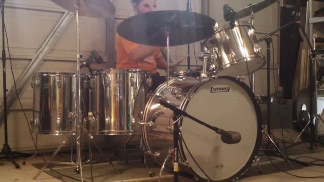 Led Zeppelin - Fool In The Rain(Drum Cover) w/Music - Vintage Ludwig Stainless Steel Kit смотреть онлайн