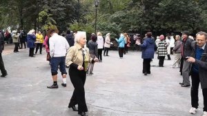 Зажигательные танцы в парке Сокольники. Для тех кому за... Танцплощадка в Сокольниках