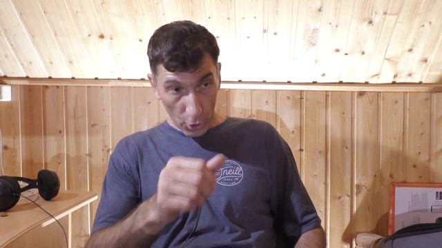 Беги скорее! Там Управдом с Твоей женой в пастели ... | Смешные Свежие Анекдоты смотреть онлайн