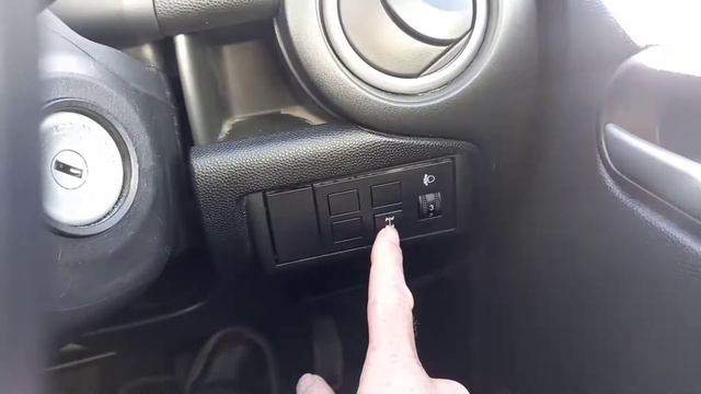 2014 Mazda Demio 4WD