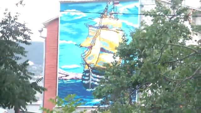 Картина из крышек, посвященная возвращению Крыма в Россию смотреть онлайн