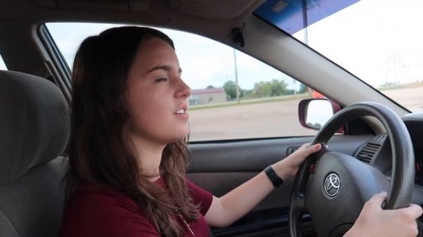 BLIND GIRL LEARNS HOW TO DRIVE