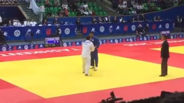 Комроншоха Устопирён на Чемпионате Азии 3 смотреть онлайн