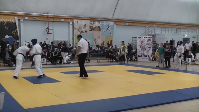 КАРЯКИН МАКСИМ краевые соревнования по киокусинкай 3 место смотреть онлайн