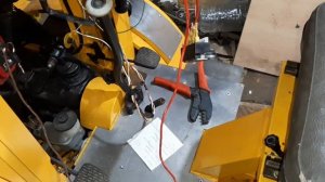 Самодельный минитрактор переломка. Серия 24. Электрика готова на 90%