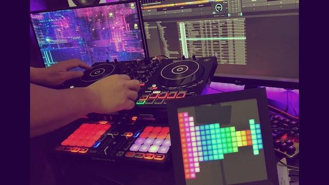 Hercules DJ Controller Inpulse 300 Break-in смотреть онлайн