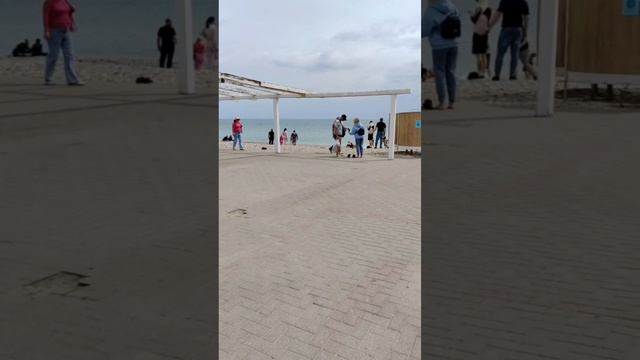 Архипо-Осиповка 2 мая 2024 года 🌥️ Прогулка по набережной у моря 🌊 Благодарим за видеоролик: Анна смотреть онлайн