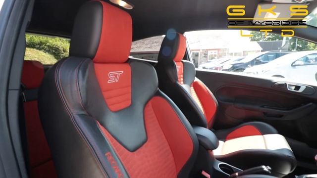 2017 FORD FIESTA 1.6 ST-3 3d 180 BHP смотреть онлайн