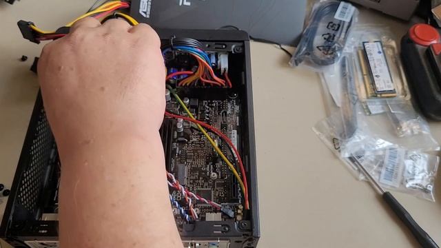 Asus Prime PN100I-D D4 Intel N100 MiniITX PC Build - Complete Passive Cooling - No Fans