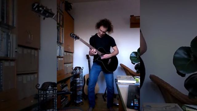 Plug in Baby - Muse - acoustic guitar cover (3/3) смотреть онлайн