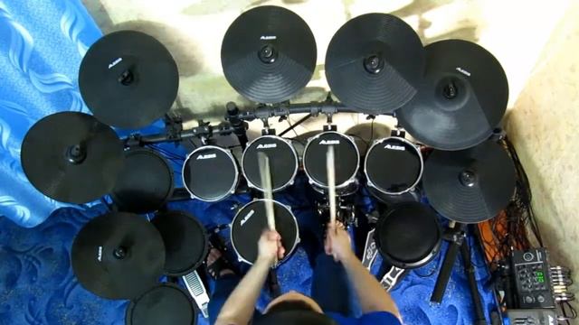 Metallica - Cyanide (Drum cover, 2012.05.01) (Alesis DM10 studio + Medeli DD505) смотреть онлайн