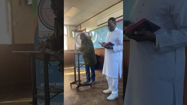 EvangMangwende on Luke 19:40 смотреть онлайн