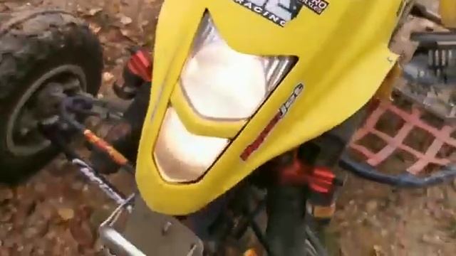 Suzuki LT-Z400 смотреть онлайн