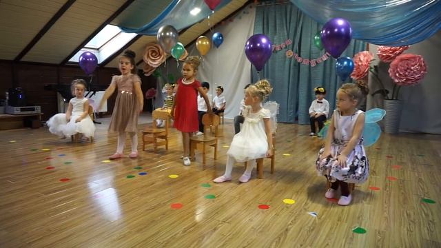 Спектакль "Муха-Цокотуха" в Тридевятом царстве смотреть онлайн