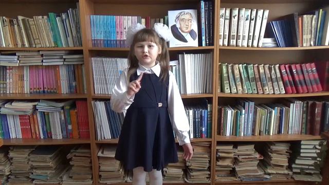 Полина Калашникова читает басню И.А.Крылова " Заяц на ловле" смотреть онлайн