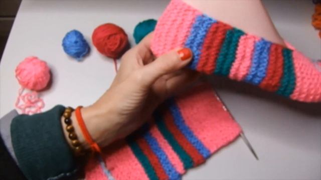 МК ОЧАРОВАТЕЛЬНЫЕ УЮТНЫЕ СЛЕДОЧКИ ТАПОЧКИ НА 2 СПИЦАХ ИЗ ОСТАТКОВ ПРЯЖИ "SAUCHIE"! | HONEY AND ANA смотреть онлайн