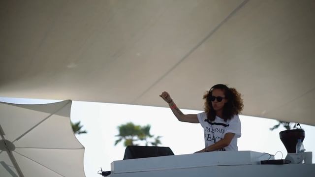 Nikki Beach Dubai - Wonderland смотреть онлайн