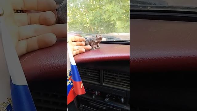 #Лайфхак автолюбителям# Герметик вместо двустороннего скотча# смотреть онлайн