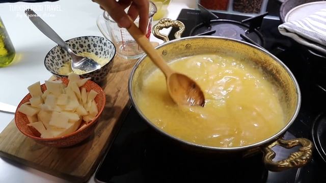3 Ingredients Famous Turkish Breakfast Dish "KUYMAK" смотреть онлайн