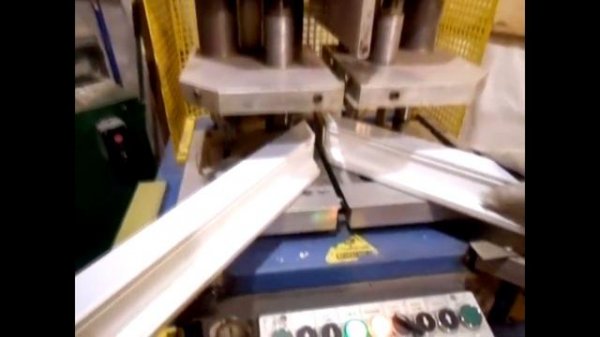 Изготовление пластиковых окон или мое небольшое производство окон/Production of plastic Windows .