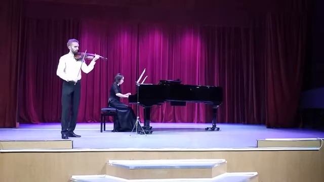 Максим Олегович Стрельченко исполняет Танго А Пьяццолла Концертмейстер Мария Олеговна Яхьяева смотреть онлайн