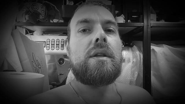 Рыбка в аквариуме