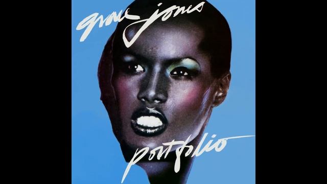 Grace Jones - La Vie En Rose смотреть онлайн