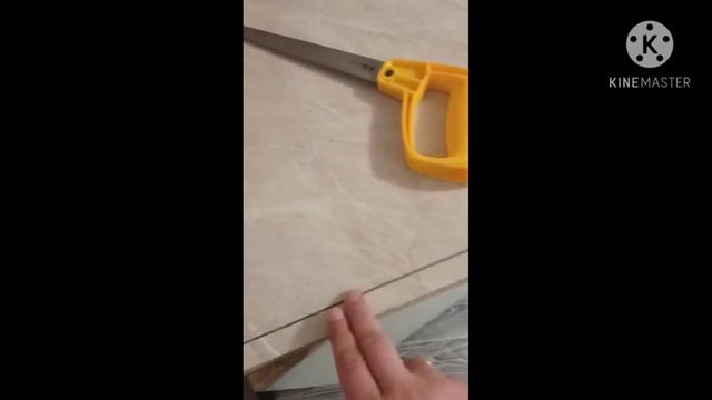 Как вырезать отверстие в столешнице под варочную панель с помощью ножовки смотреть онлайн