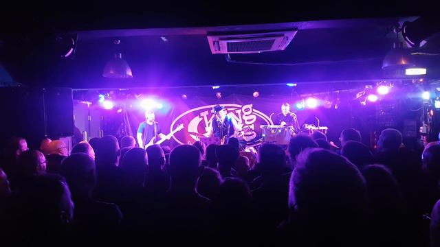 Pete Wylie Better Scream King Tuts , Glasgow, 13th Oct 22 смотреть онлайн