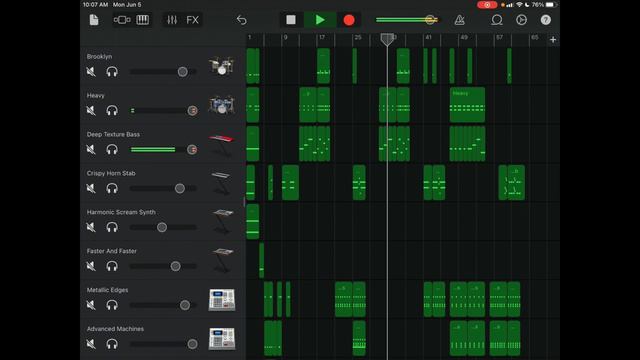 S-Class - Stray Kids (GarageBand Remake) смотреть онлайн