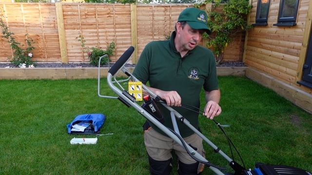 Hyundai Petrol Lawnmower assembly set up review HYM430SPER HYM430SPR HYM460SPE HYM530SPE HYM510SPE смотреть онлайн