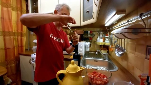 Как приготовить десерт из клубники без выпечки. Самый романтичный десерт. Miget, des fraises au vin смотреть онлайн