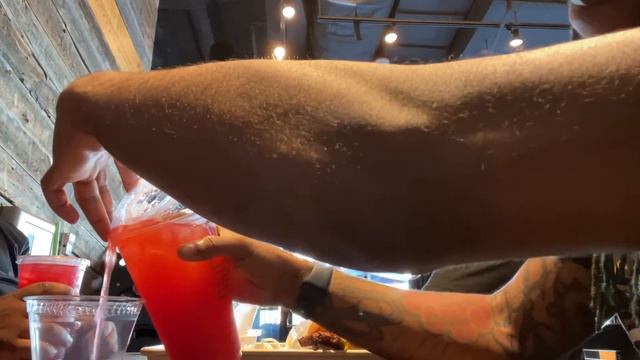 Shake Shack Cherry Hibiscus￼Lemonade Taste Test Review смотреть онлайн