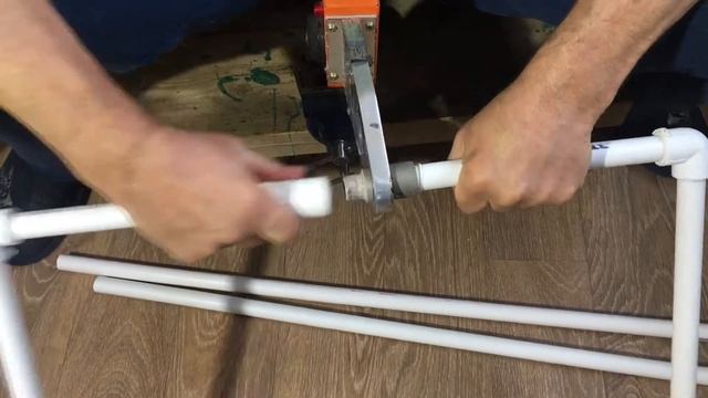 Из труб ПВХ делаю опоры для кустарников и цветов. смотреть онлайн