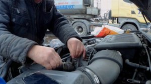 Как поменять радиатор обзор Jeep Grand Cherokee wj Замена радиатора замена роликов Джип Гранд Черок