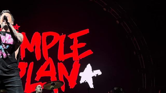 Simple Plan: full set [Live 4K - 1st Row] (Milwaukee, Wisconsin - August 29, 2023) - Offspring tour смотреть онлайн
