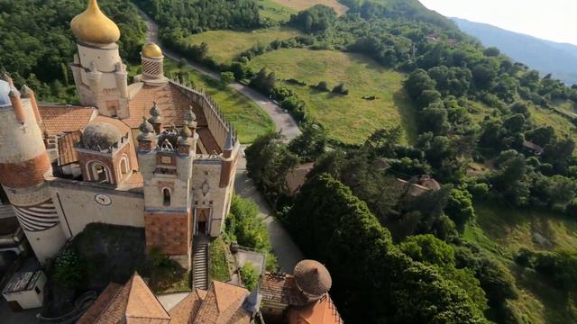 Rocchetta Mattei 4k смотреть онлайн