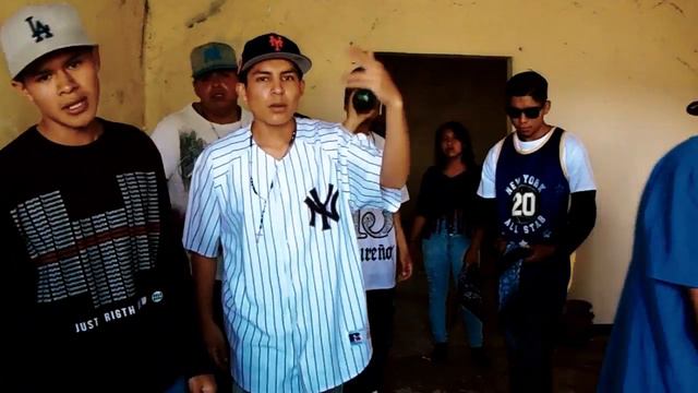 BLUE KALLE ¨AQUI TAMBIEN¨ (Video Oficial) 2017