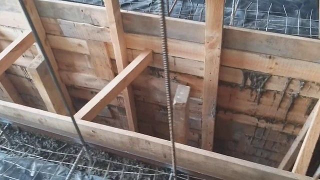 Смотровая яма в гараж. Залил бетоном. смотреть онлайн