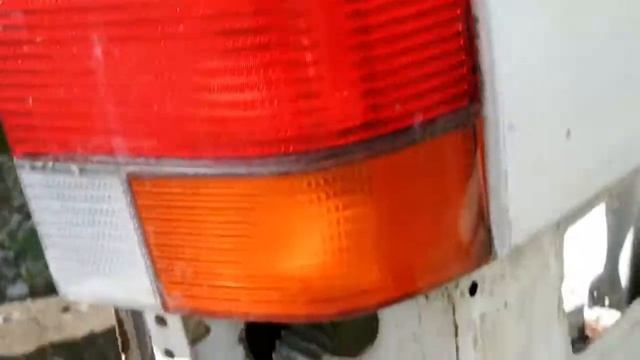 Задний правый фонарь Volkswagen t4 фольксваген т4 1998г смотреть онлайн