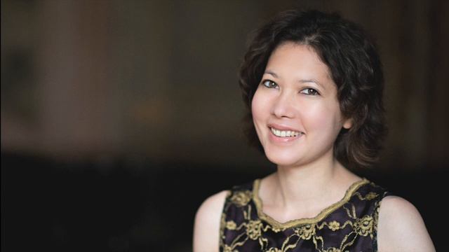 Katja Cheung, Klavier - C. DEBUSSY CLOCHES A TRAVERS LES FEUILLES aus: IMAGES II. смотреть онлайн