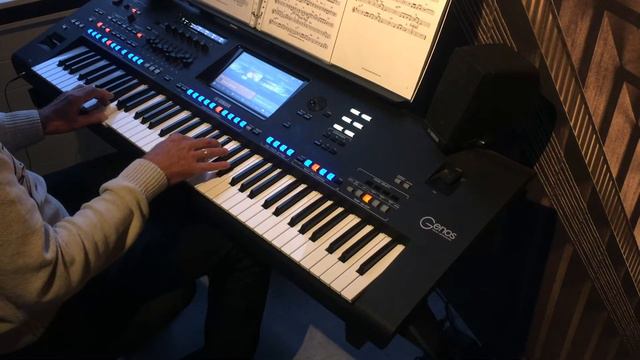 Ballad medley gespeeld op yamaha Genos смотреть онлайн