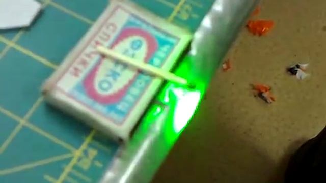 Laser lights a match _ Лазер зажигает спичку смотреть онлайн