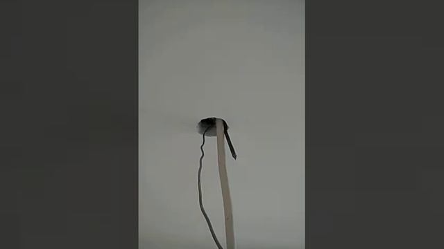 Устройство для крепления потолочной розетки. смотреть онлайн