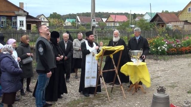 Освящение колоколов в церкви Петра и Павла, Свято-Троицкого женского монастыря. Село Красный ключ. смотреть онлайн