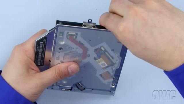 17-inch MacBook Pro Mid 2010 Optical Drive Installation Video