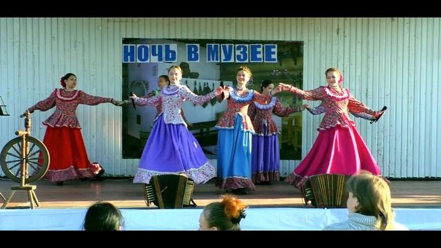 Крапива лебеда -исп.ансамбль Карусель смотреть онлайн